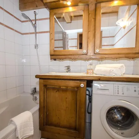 Luxurious In France With Parking Apartament Chamonix