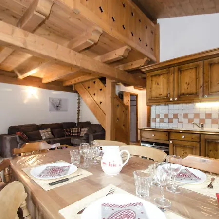 Luxurious In France With Parking Apartament