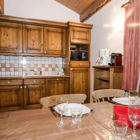 Luxurious In France With Parking Apartament